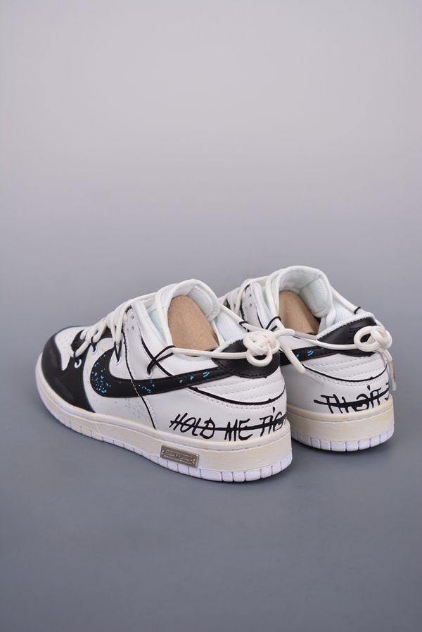 ブランド激安靴背面デザイン